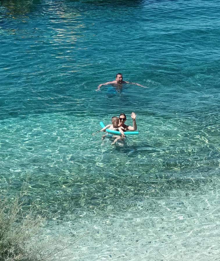 Appartamento Cici Dugi Rat Esterno foto