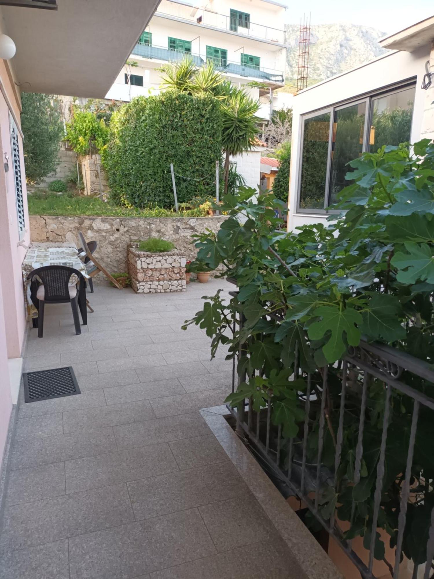 Appartamento Cici Dugi Rat Esterno foto
