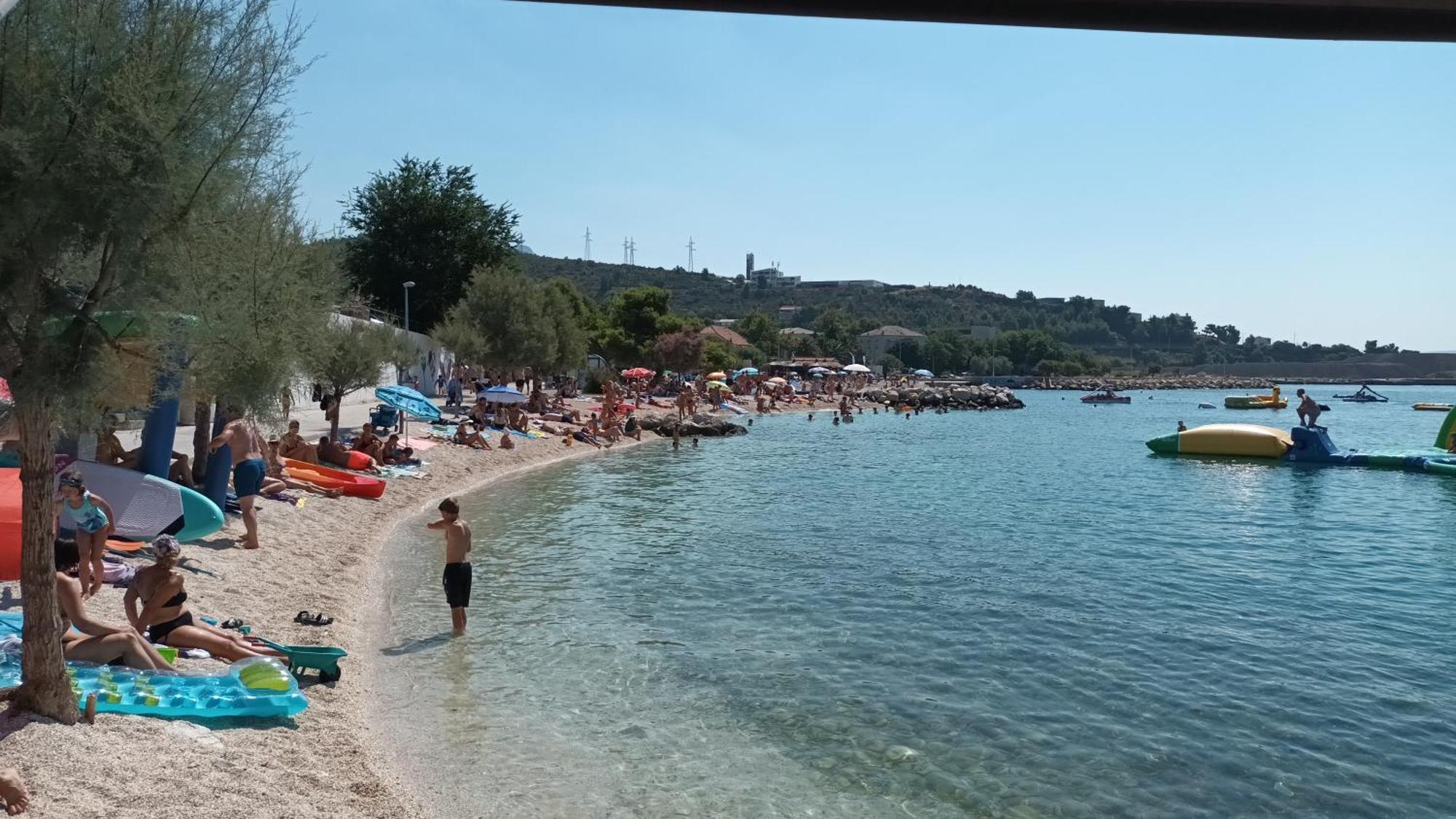 Appartamento Cici Dugi Rat Esterno foto