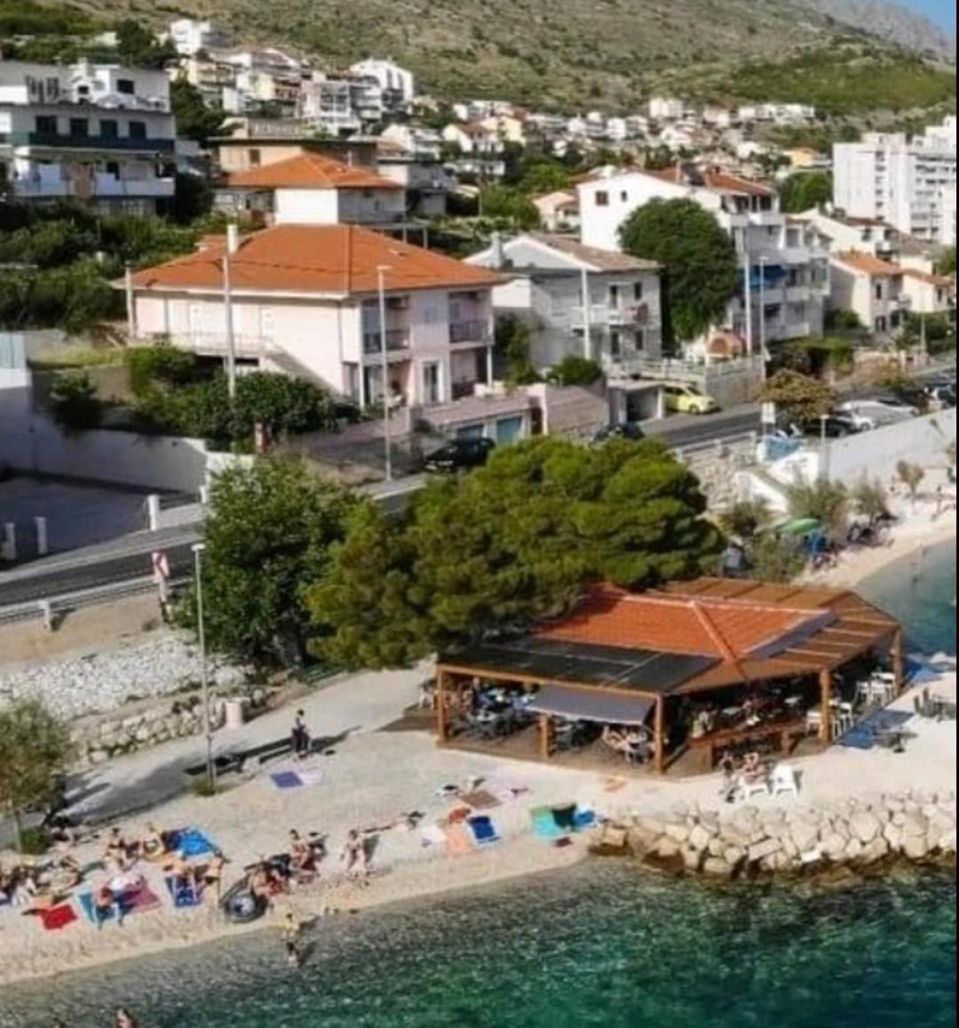 Appartamento Cici Dugi Rat Esterno foto